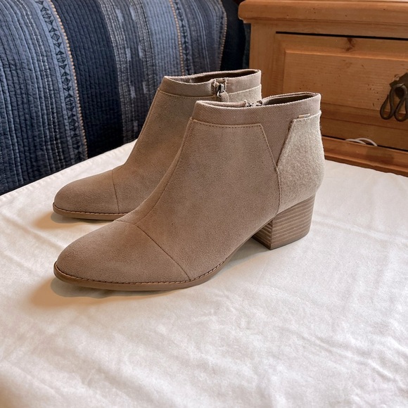 Toms Loren Suede and Felt Ankle boot/bootie Taupe Gray Women’s Sz 11 NWT - Picture 1 of 12